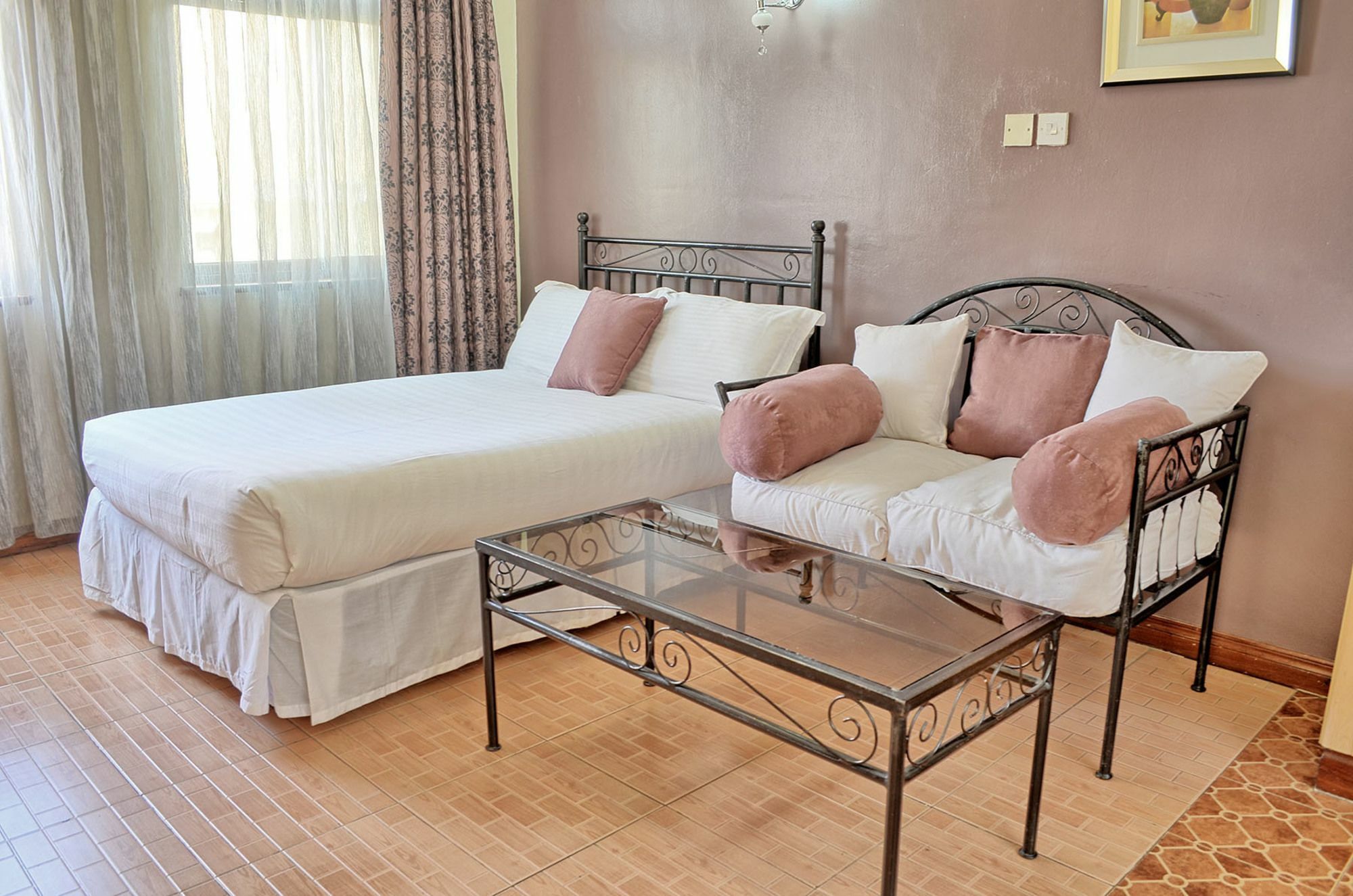 Space International Hotel Nairobi Luaran gambar